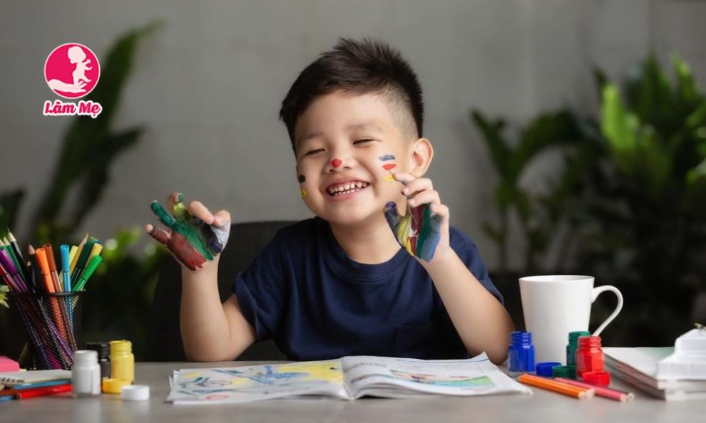 3 thói quen ‘lười’ của cha mẹ giúp con thông minh, dễ thành công