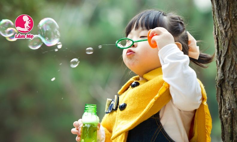 Sinh con gái năm 2025 giờ nào tốt?