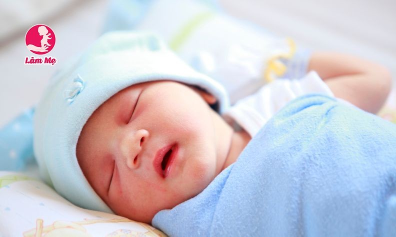 Tuần khủng hoảng của trẻ sơ sinh: Hiểu đúng để đồng hành cùng con