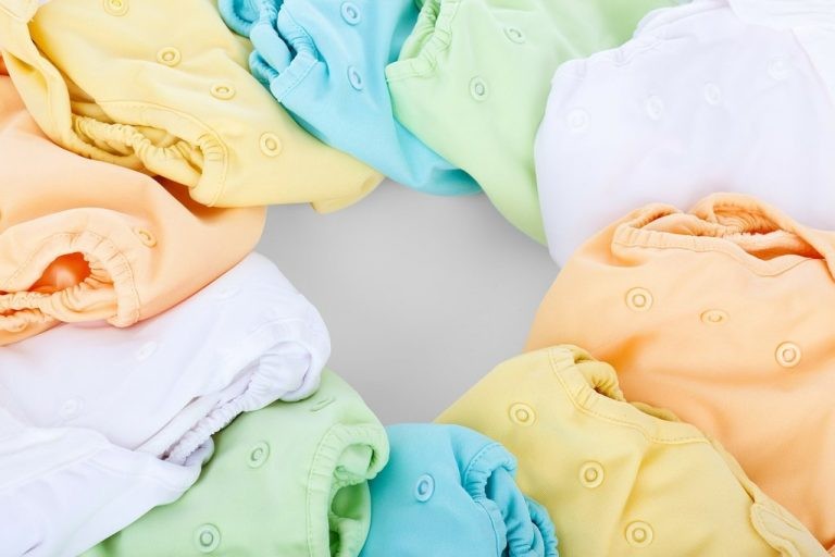 Cách giặt quần áo cho trẻ sơ sinh đúng cách mẹ nên biết