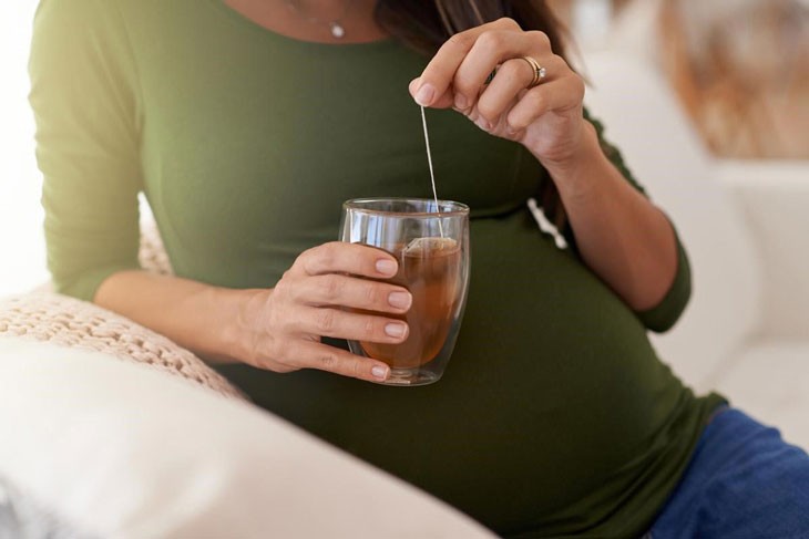 Những loại trà không tốt cho mẹ bầu và thai nhi
